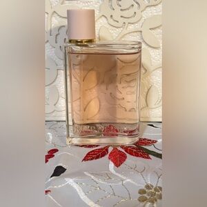 Burberry Fragrance with Soft Pink Tint